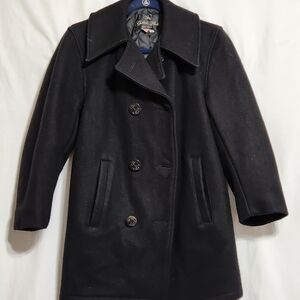 Elegant Black Double-Breasted Peacoat